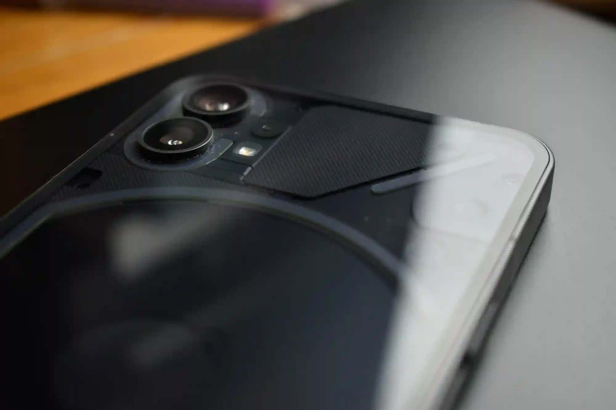 Nothing Phone (1): o "bebé" de Carl Pei vai receber o Android 13 mais tarde que esperado! post image