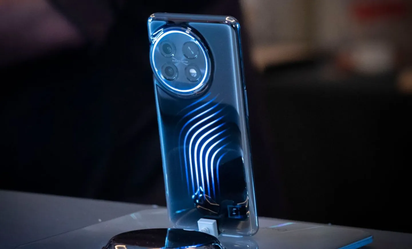 MWC 2023: conceitos da OnePlus e da Motorola mostram o futuro da tecnologia móvel