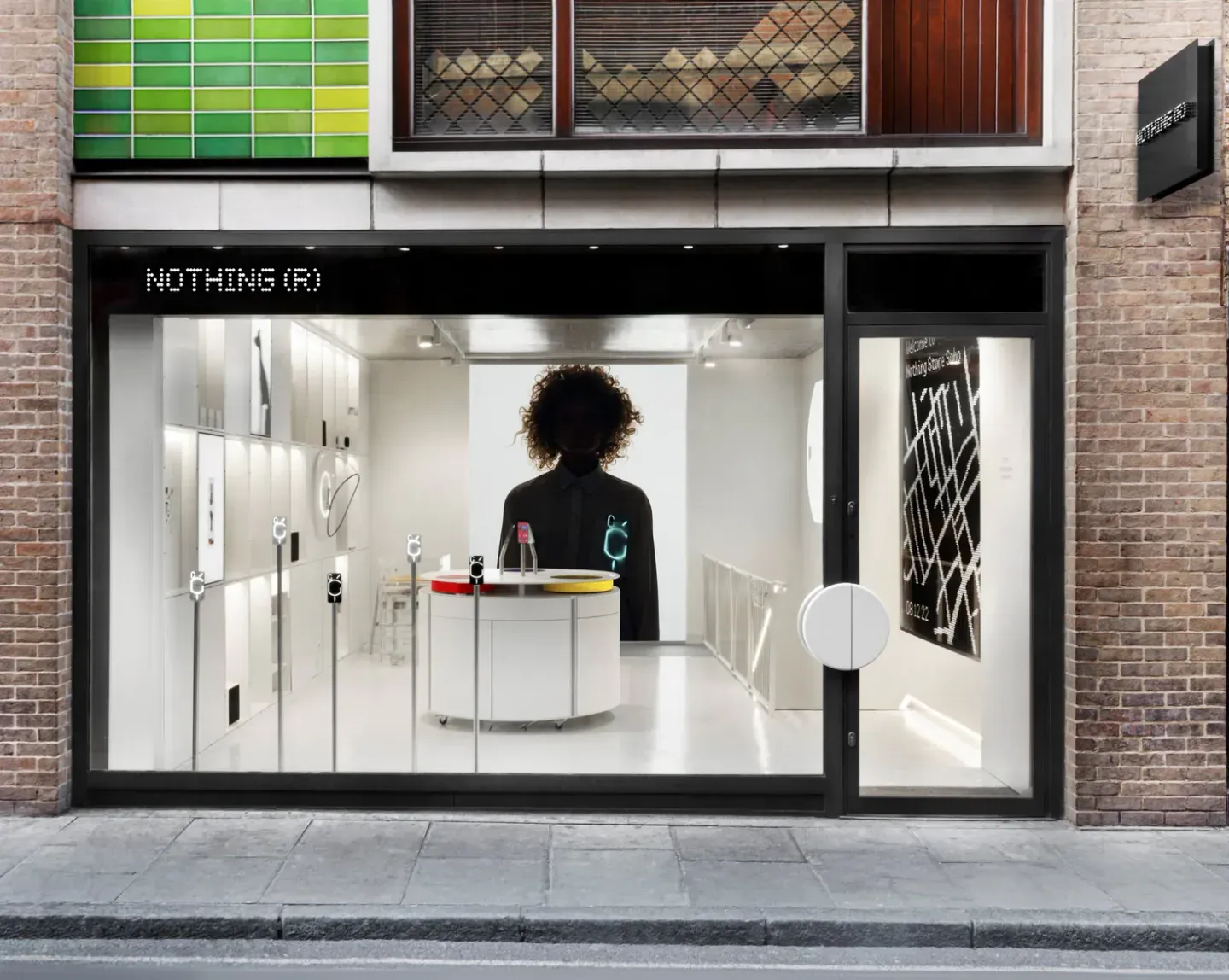 Julho traz calor, praia… e o novo Phone (3) da Nothing