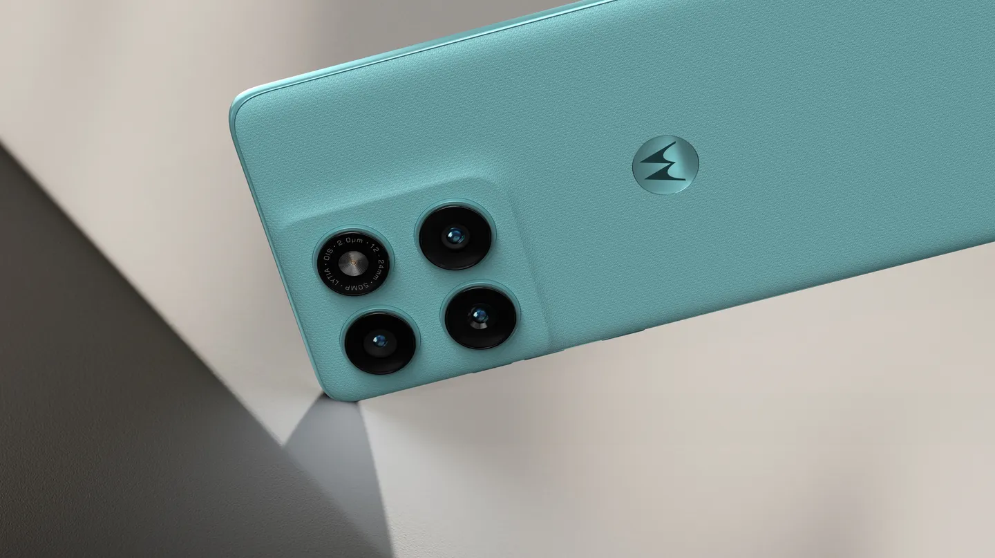 Chegou o Motorola Edge 60 Fusion: ecrã curvo, “moto ai” e preço que vai surpreender-te