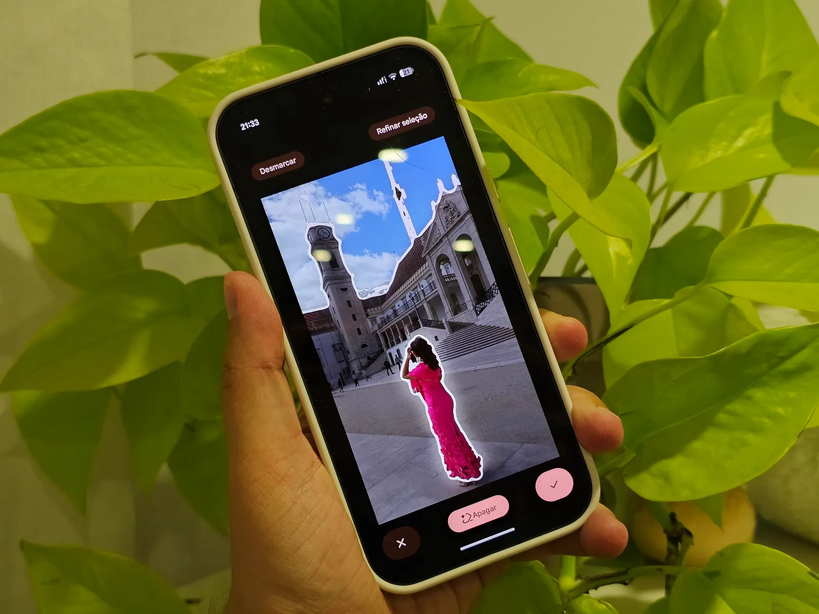 Descobre como desbloquear as edições por IA na nova interface do Google Fotos