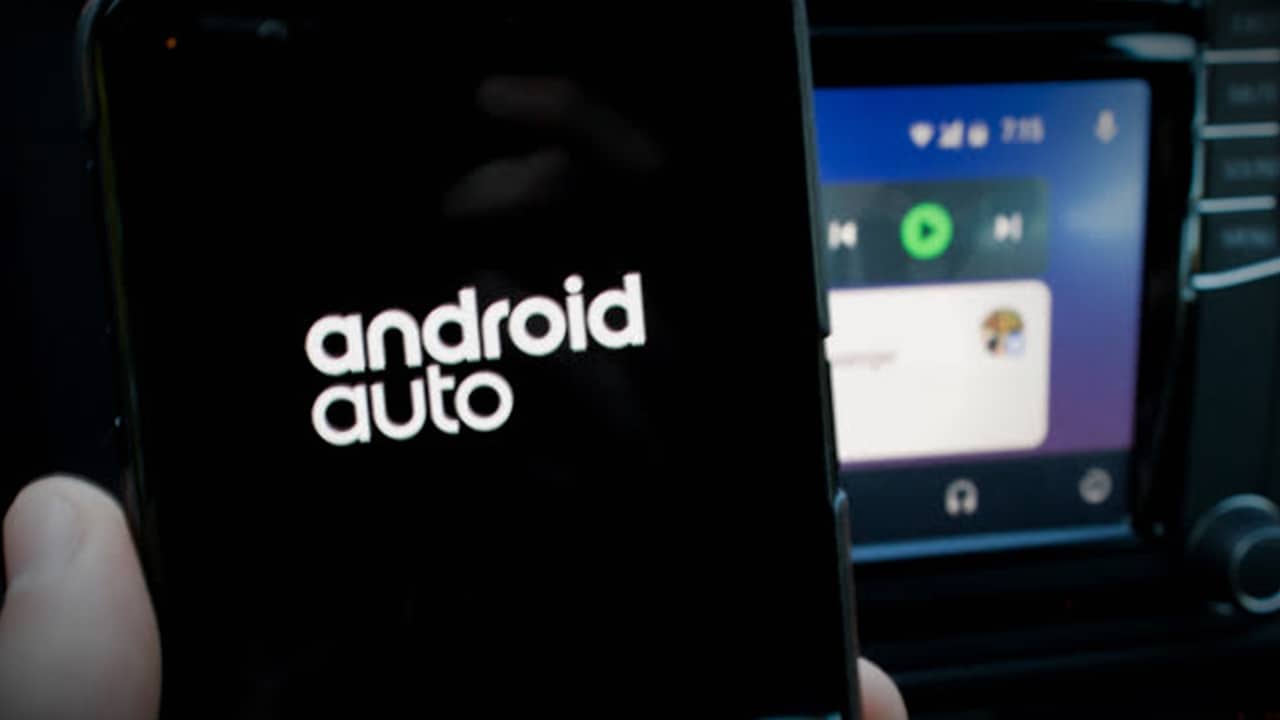 Google acaba com o Android Auto para smartphones
