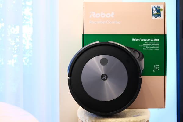 Roomba Combo j5 (Review): robot aspirador qualidade / preço que também lava!