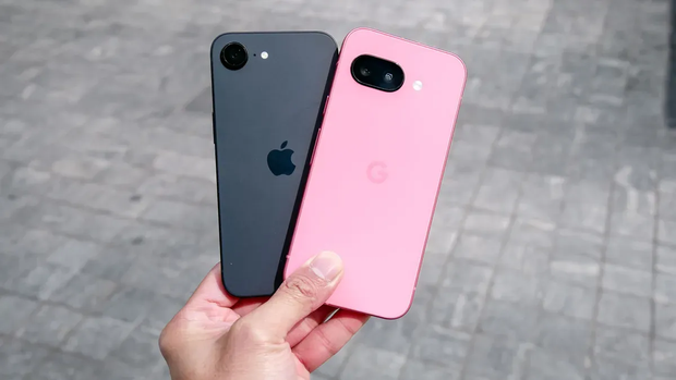 Google Pixel 9a vs iPhone 16e: qual é o melhor custo-benefício na gama média?