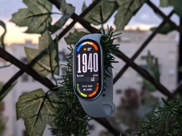 (Review) Xiaomi Smart Band 10: A pulseira inteligente que não pesa na carteira